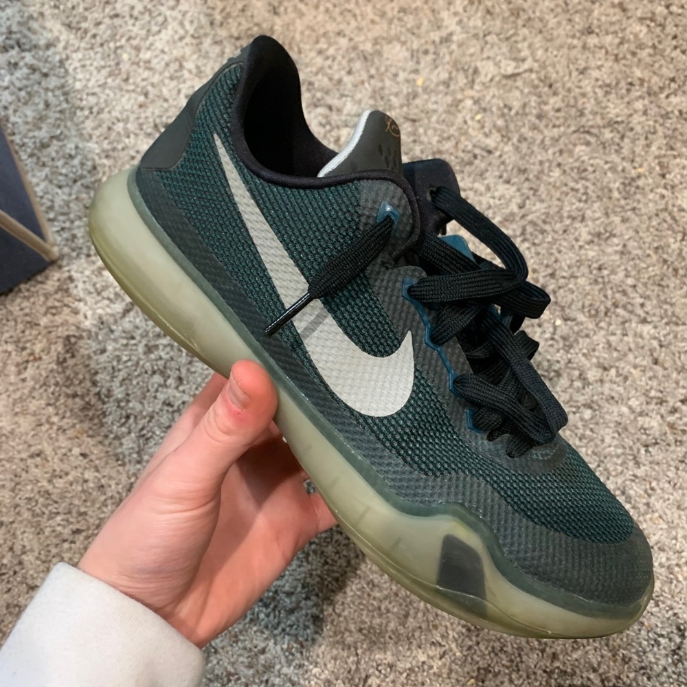 Kobe 10